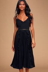 Never a Dull Moment Black Tie-Strap Pleated Midi Dress