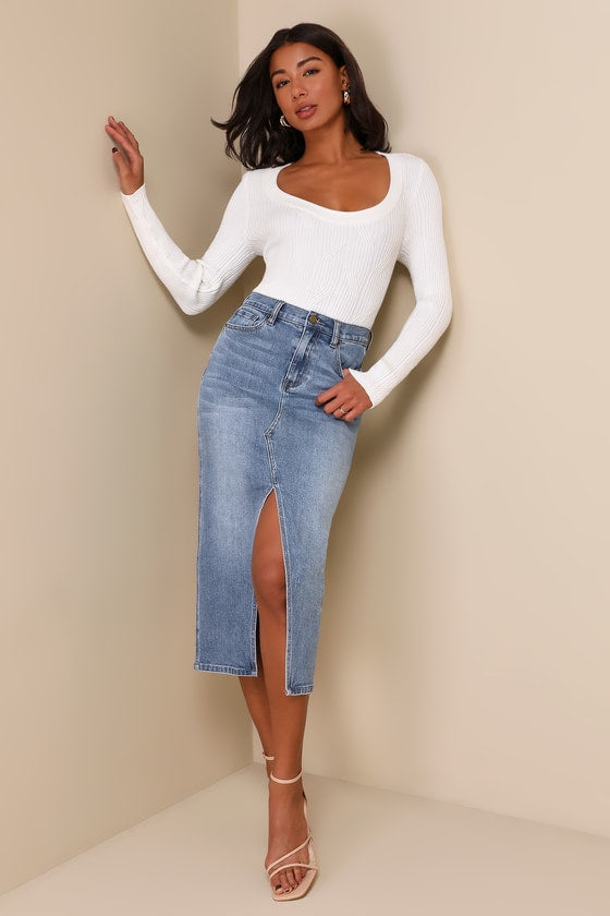Uniquely Trendsetting Medium Wash High Rise Denim Midi Skirt