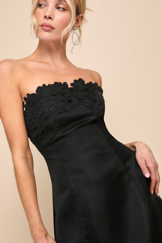 Unforgettable Icon Black Satin Strapless Floral Mini Dress