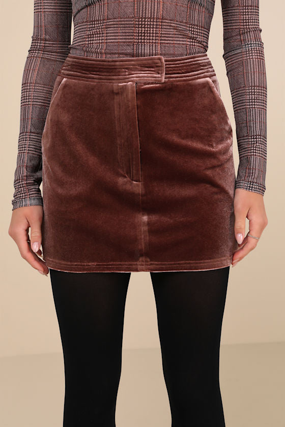 Splendid Mood Mauve Velvet High-Rise Mini Skirt