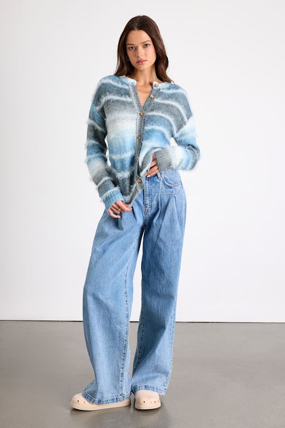 Benaiah Blue and Grey Ombre Marled Fuzzy Knit Cardigan